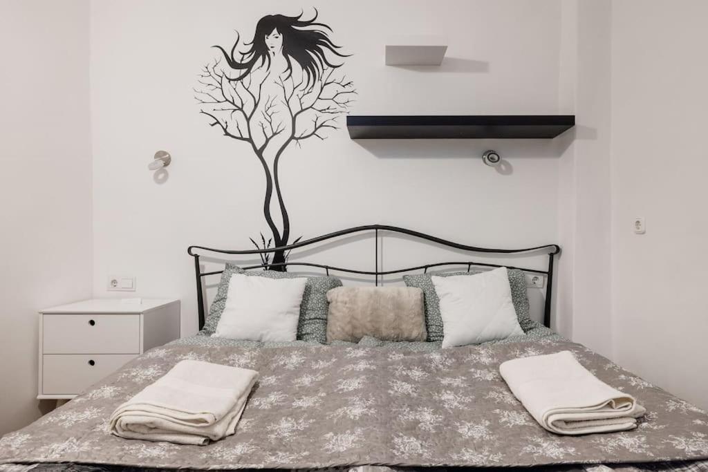 Cosy Central Apartment At River Budapesta Exterior foto
